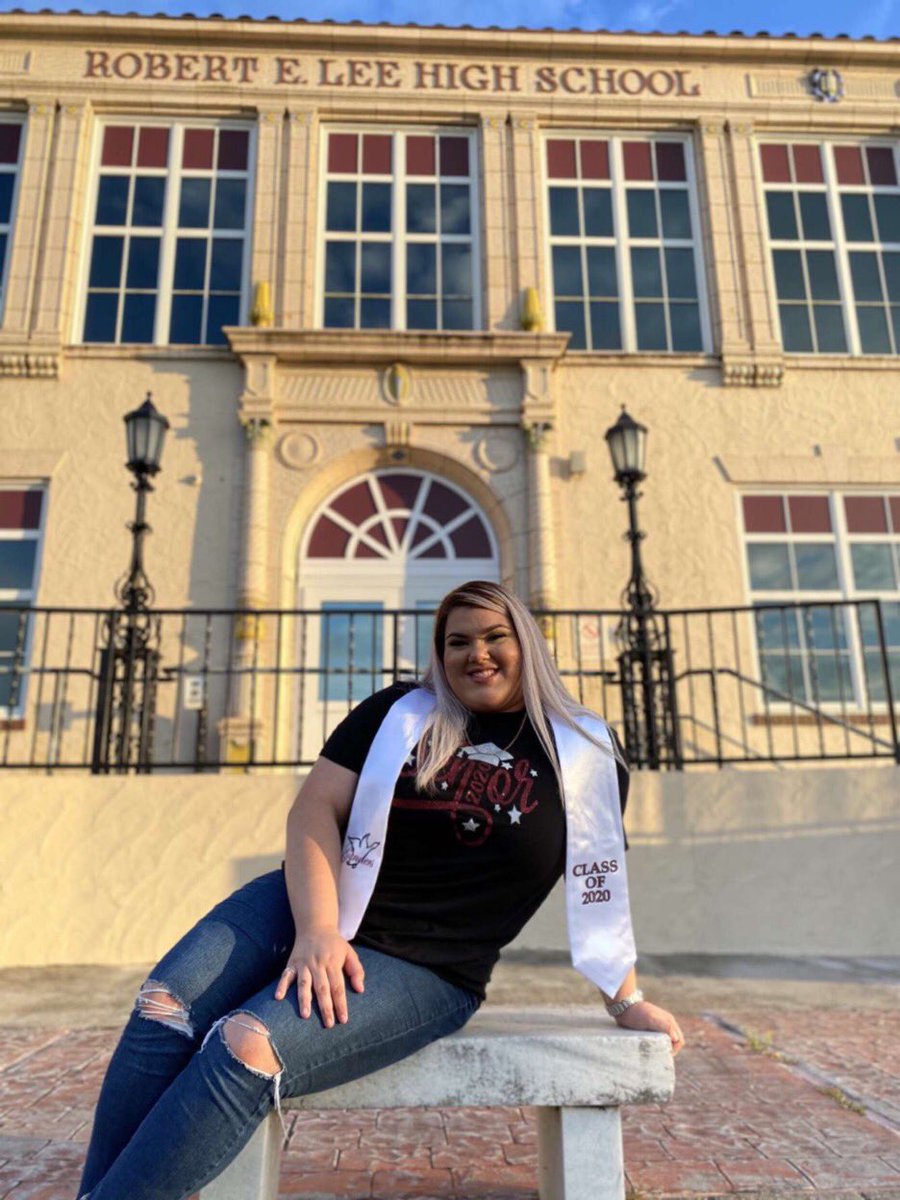 Last Senior Session 🎓❤️