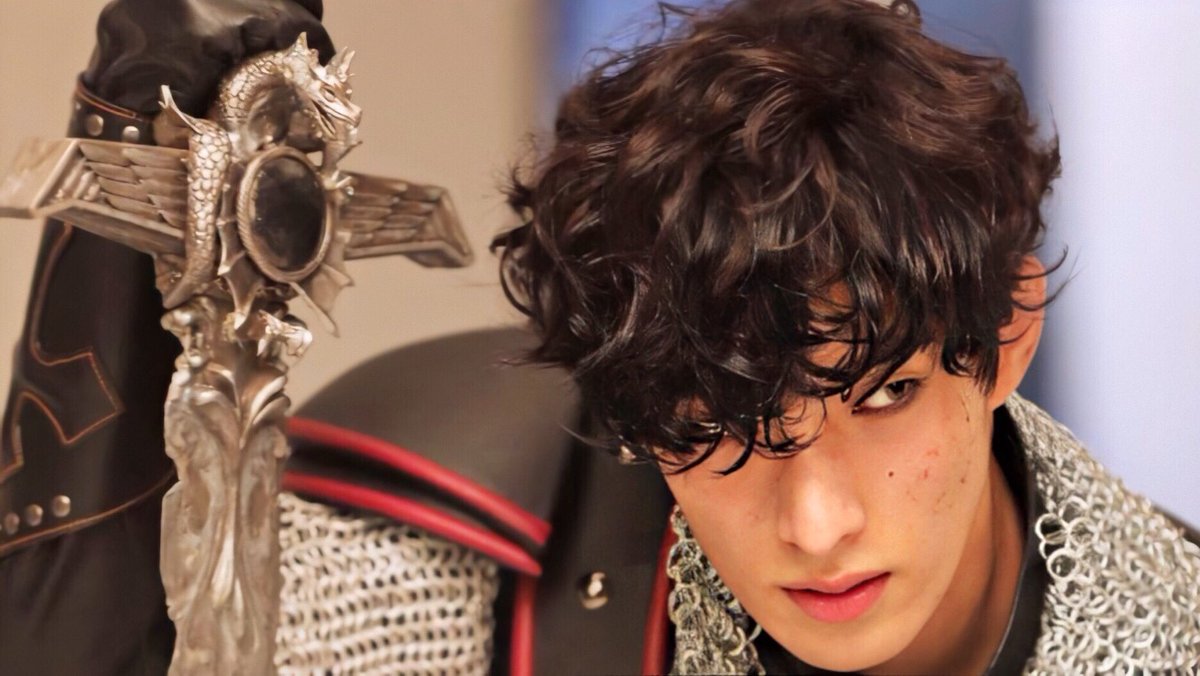 dkzones's tweet photo. Today marks one year since Seokmin first stepped into the musical stage as Excalibur’s King Arthur!!! Still and always beyond proud of you our talented king, we will never forget 아더겸! ⚔️ 

#DK #도겸 @pledis_17 https://t.co/5B0gN7aVjs