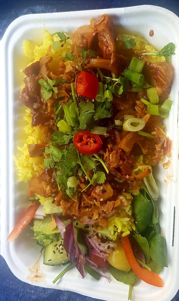 Vegan BBQ with turmeric rice is becoming our most popular vegan dish #royalvictoriadocks #MunchOnTheDocks