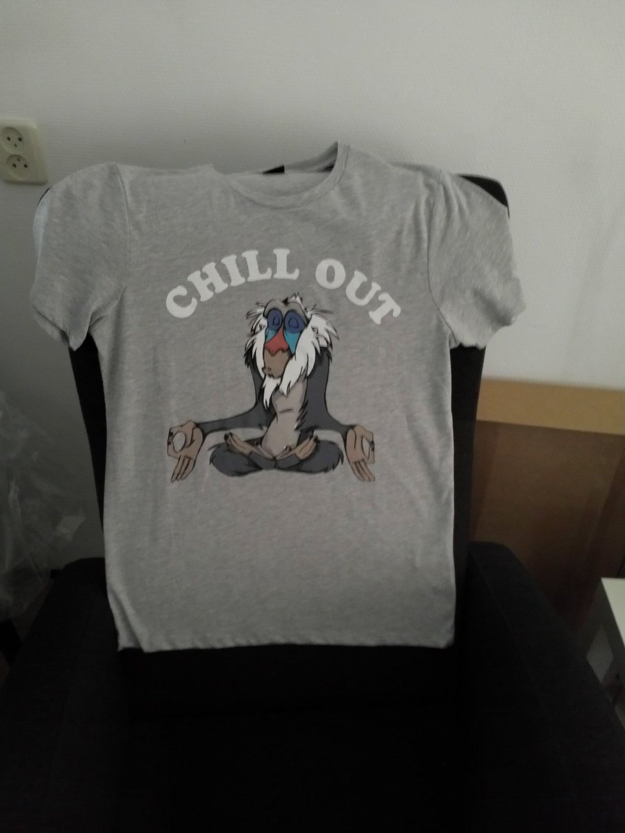 darkwingeent's tweet photo. #worldofwarcraft #goldmakers
Bought this t-shirt to remind myself what to do when i encountered ah throttling but I understand devs listened to feedback and some changes were made. So it is another nice chill shirt now. https://t.co/lz27ojoBdE