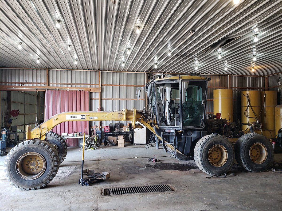 CroweEquipment's tweet photo. How do you part out a 140M? The answer is pretty simple, one piece at a time! This one is starting to look pretty bare! #CroweEquipment #CatEquipment #HeavyEquipment
#ConstructionEquipment #MiningEquipment #Cat140M #Caterpillar140M #140M #Grader #CatGrader #140MGrader #GradeWork https://t.co/nYE0EHgNSN