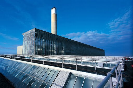 Which is to say, don’t demolish something as exquisite as Fawley Power Station. The tourists will come one day, with a bit of belief & effort.