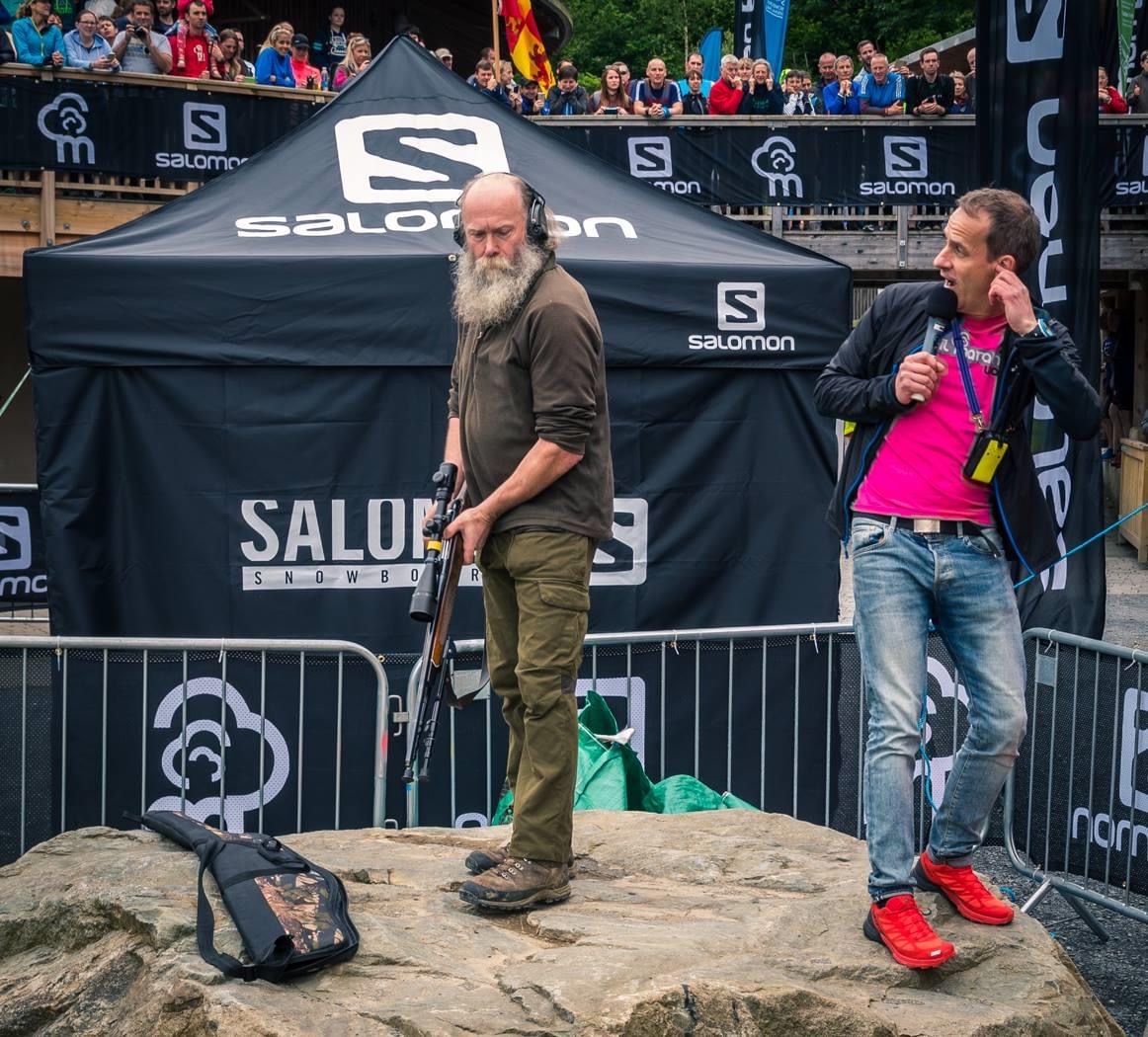 From 2012 to 2019 this man was there to get the runners underway. We always loved the look on the faces of the new participants at the #SalomonTrailMarathonWales and half marathon each year when Iori arrived with 5 mins to go! 🤣💥
.
#notraceweek #diolchIori 📸 <a href="/gwynforjames/">SportpicturesCymru 🏴󠁧󠁢󠁷󠁬󠁳󠁿</a>