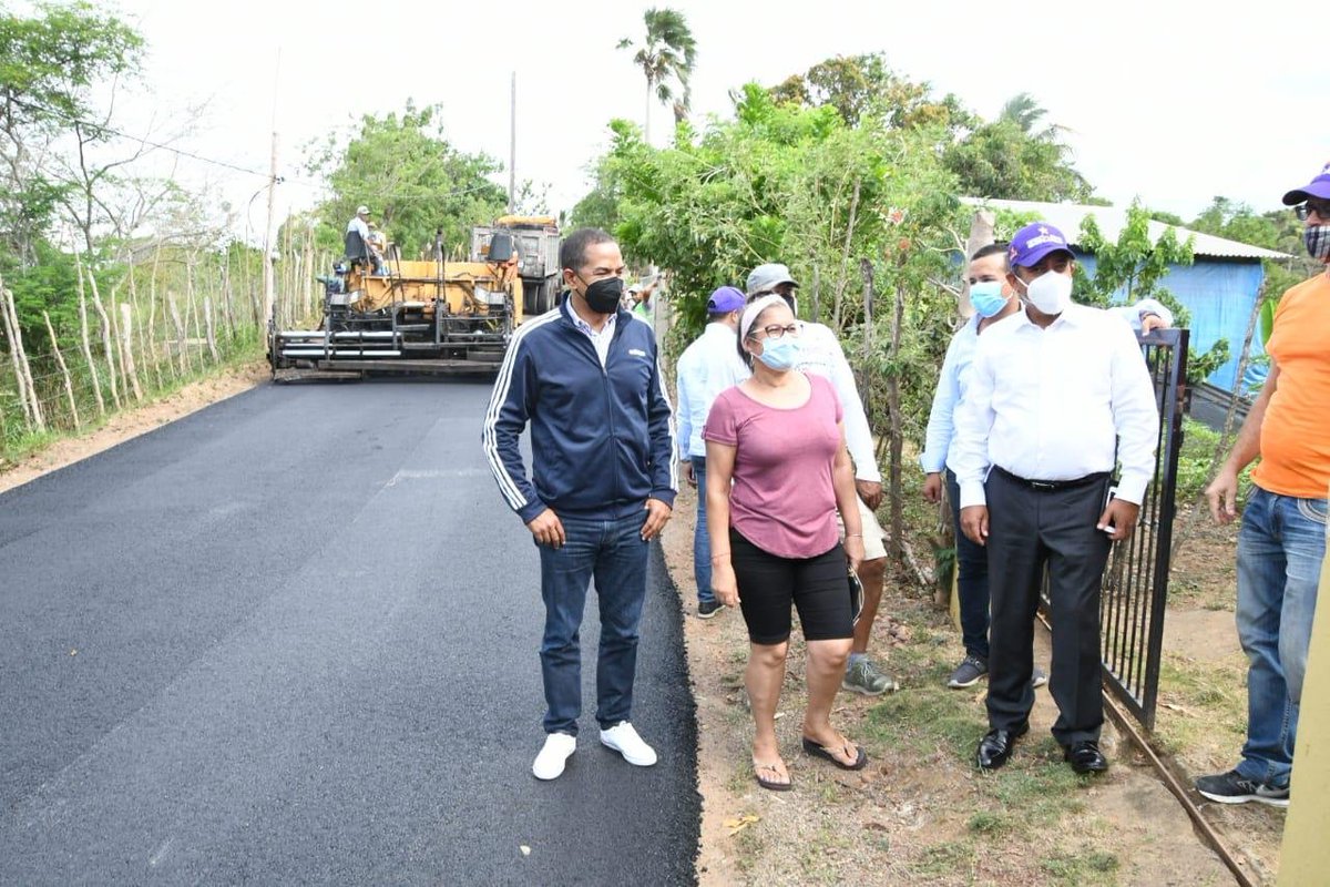 yesseniaminier's tweet photo. Lo bueno no se cambia y nadie se cansa de lo bueno. Seguimos con #ValentinSenador aquí estamos claros. PLD ⭐ #MoraoEntero 💜 #CuidemosSantiago https://t.co/c8t0fCG2hm
