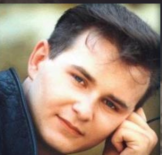 ashthehoodirwin's tweet photo. En vrai , #bricewalker c est le fils caché de @cauetofficiel 🤣
#cauet #13ReasonsWhy #filscaché #justinprentice #memes2020 https://t.co/p2cjXvx7ZL