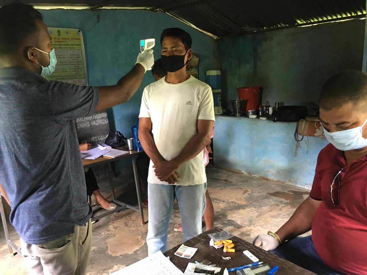 DVBPO_DIBRUGARH's tweet photo. #ACSP2 #Antimalariamonth #fightmalaria #vectorbornediseases door to door #awareness #bloodslide collection #malaria diagnosis at various villages of #dibrugarh @CMOfficeAssam @himantabiswa @PomiBaruah @NvbdcpA @Iecbccnvbdcpas1 https://t.co/w7v5xH98k9