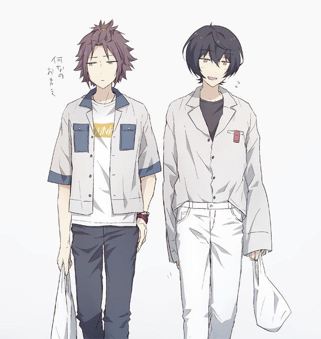 くっつきたいけど勇気が出ない感じの付き合いたての初々しいカノジョごっこをしてるりっちゃん 