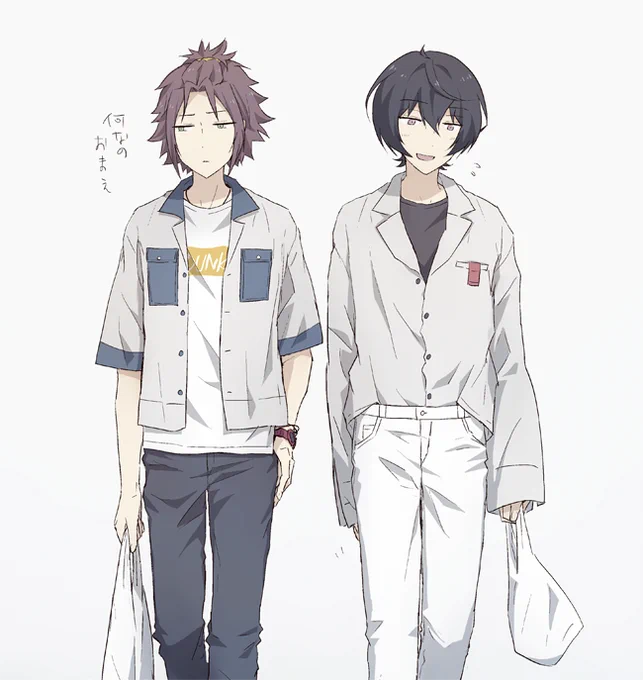 くっつきたいけど勇気が出ない感じの付き合いたての初々しいカノジョごっこをしてるりっちゃん 