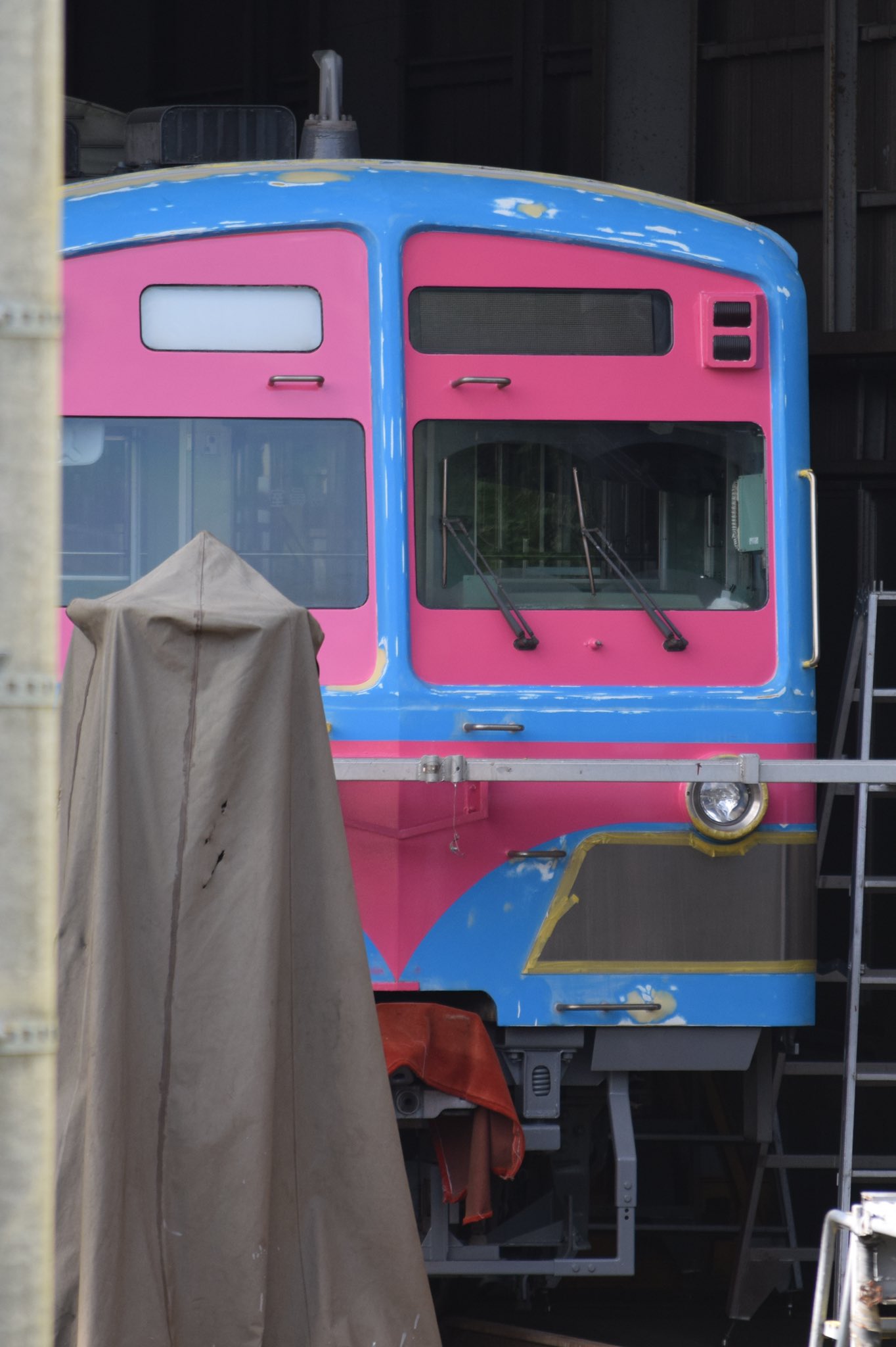 武蔵 吉川 流鉄 さくら号になるまで 水色 ピンクとかいう気持ち悪い色いまだに覚えてるww 模型でもそうだけど流鉄の塗り分けって面倒くさいよね T Co W8ouczmcod Twitter