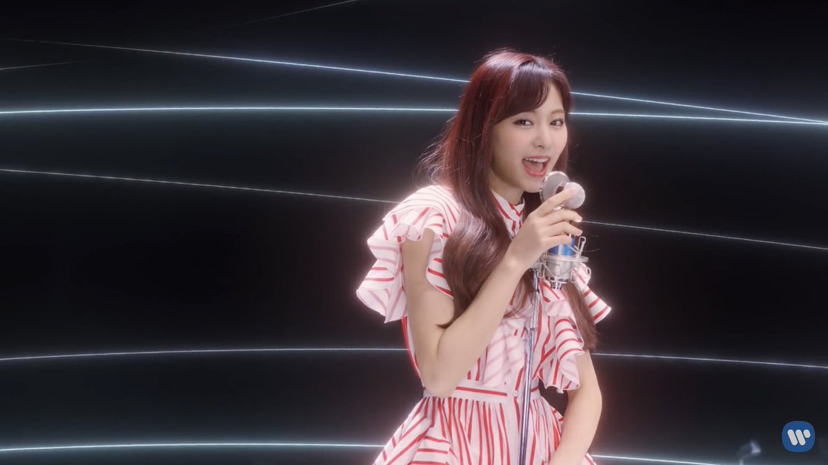 Твайс группа 2022. Twice группа корейская. Группа твайс участницы. K-pop группа twice. Дебют группы твайс.