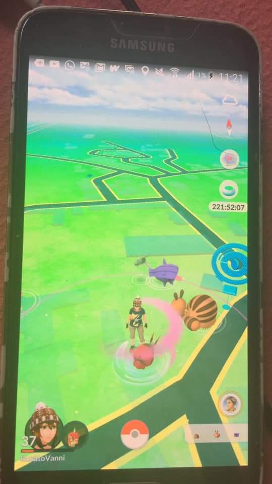 Sandesh1739's tweet photo. @NianticHelp , my friend is having issue with game. Game has freezed. Please have a look into this https://t.co/F6OXYa7uzU