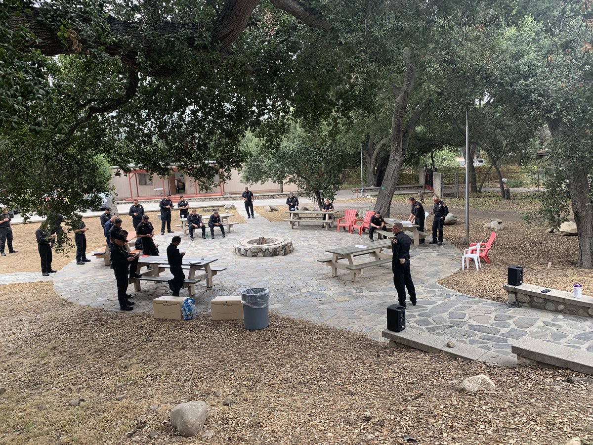 JhawkFire's tweet image. Proud to be part of @LACOFD chief officer day 3 #CommandTraining. Camp 2. Committed chiefs. Exec leadership provided. @LACoFDPIO @local1014