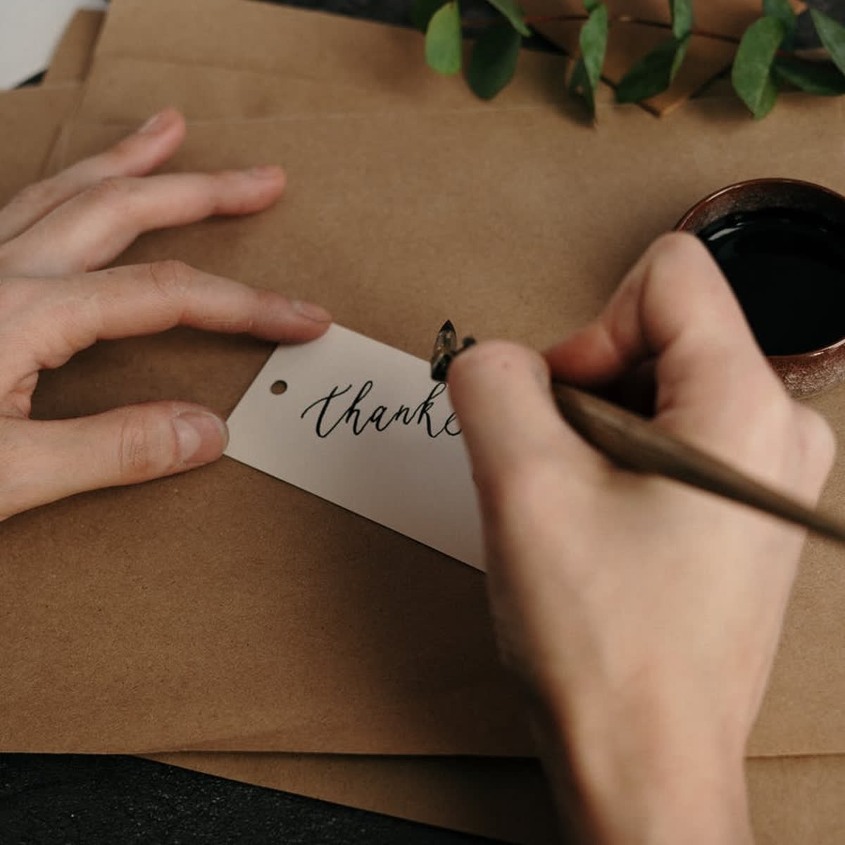 _NAOLB_'s tweet photo. One of the most simple ways to make a lifelong brand activist ambassador out of a first time customer is to write a thank you card! After that first order, a hand-written note can help your company to seem more personable, which is especially essential right now. https://t.co/2sqodTCuIA