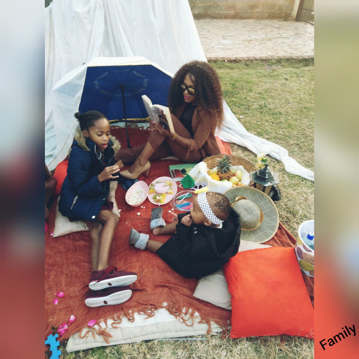 mahlangu_euclid's tweet photo. @sportsceneSA @adidasZA @adidasZA, Lockdown made me realise that family is important ❤
I created home picnics with the kids. We made quarantine life fun!😎 Priceless🙏
 #NotOnTheStreets #Poweredbyadidasxsportscene https://t.co/Ang1PXOSS0