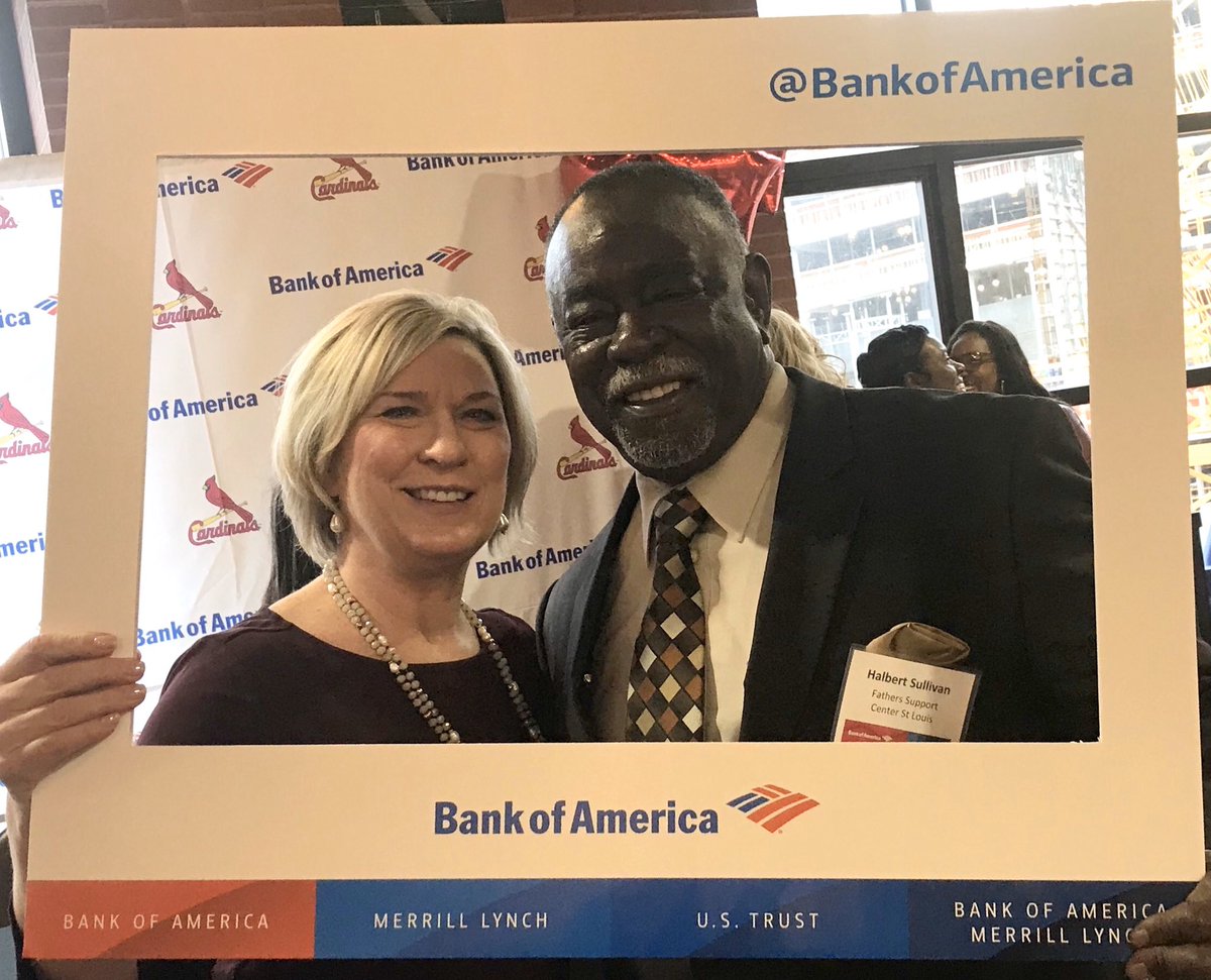katie314fischer's tweet photo. #TBT
Nov., 2018

As Father’s Day nears, here’s a shout out to involved fathers and those working to be better.  

@BankofAmerica #STL is thankful for partners like Halbert Sullivan and @FSCSAINTLOUIS for helping transform men into responsible and involved fathers. 👏
@in_thestl https://t.co/DhsVQKaixn