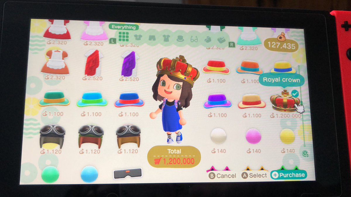 gorilla_soup's tweet photo. Royal crown in stOck #AnimalCrossingNewHorizons #ACNH #acnh #ablesisters https://t.co/9xSESf2kPU