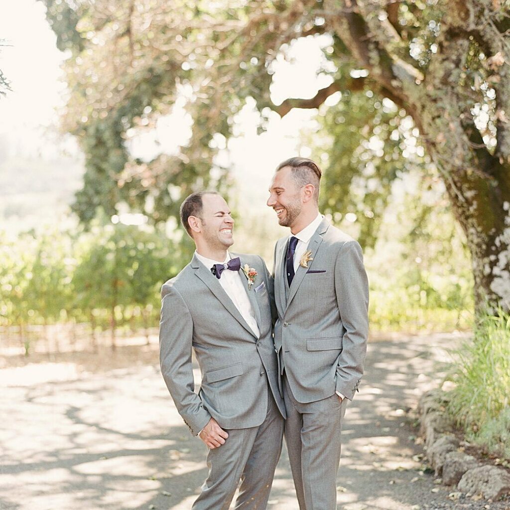 hipentertain's tweet photo. Congrats Chris and Dave! Artist photographer @SylvieGil, perfectly captured the happy couple's beautiful celebration back in 2017.  Napa is a favorite destination wedding spot with good reason. Gorgeous venues, beautiful weather, world class food, wine and accomodations. We … https://t.co/5fS5sMr2ig