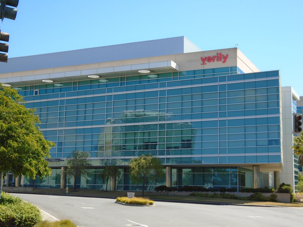 ArrowSign's tweet photo. Signage installed on behalf of @verilylifesci in South San Francisco
#ArrowSign #signs #signage https://t.co/fxq41ppGkq