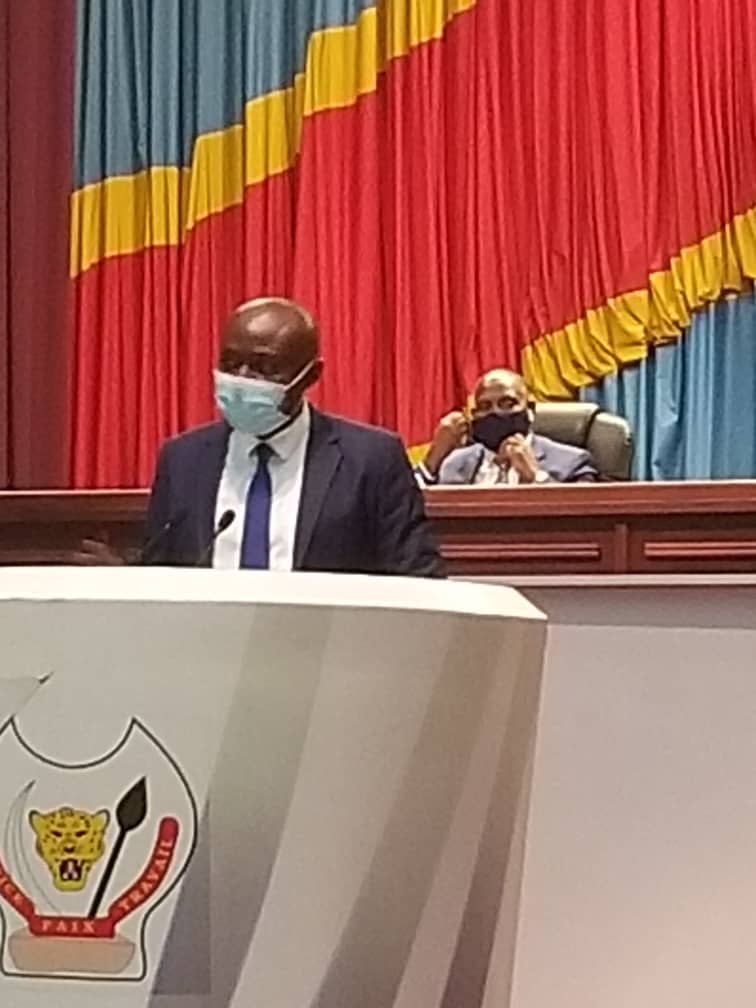 juvenalmunubo's tweet photo. #DirectAssNat Examen proposition de loi modifiant code pénal d' Hon.Pasi Zapamba: "Est-il opportun de rendre l'infraction de corruption un crime imprescriptible en #RDC? En Droit comparé,quel autre pays l'a-t-il déjà fait? Pourquoi transposer le Droit de la CPI en Droit interne? https://t.co/6ToUWXCzpw