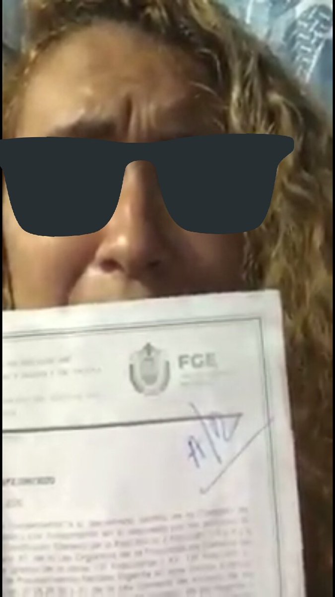 Muy machito el director de Comunicación Social del Ayuntamiento de #Tancoco... 
Golpeó a su esposa, ella lo denunció y ahora anda prófugo de la justicia😠...