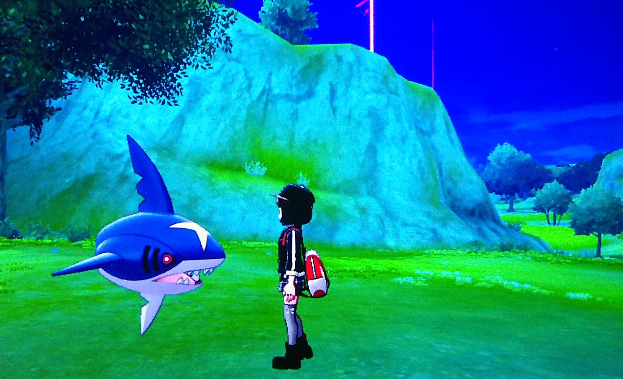 ジャイロ 連れ歩きその２ 魚系のポケモンは 従来と同じ様に浮遊しながら着いてくるようです ホエルオー やっぱり 海にいるシンボルより明らかに小さいですよね ダグトリオ 高い素早さに反してこちらも遅め バチュル 動きが完全にノミ