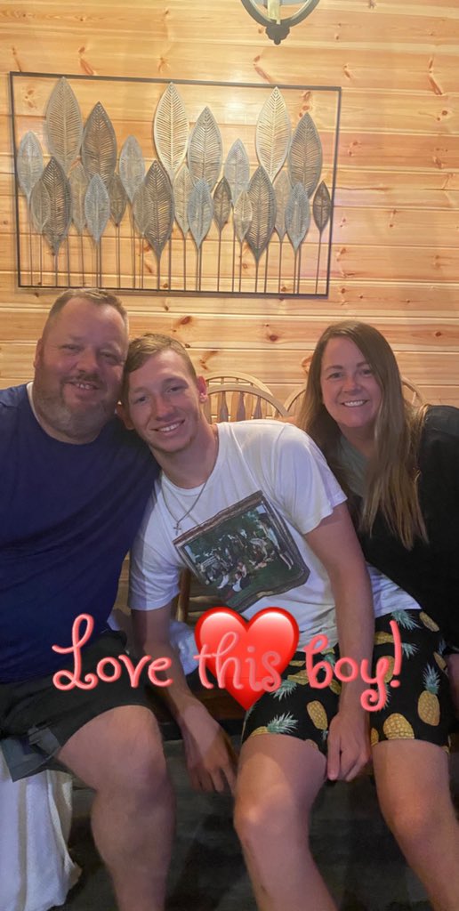 Broken Bow 2020 with some of the best seniors!!🤩💙 I love these kids and the lasting memories that they made on this trip! Next stop ~ GRADUATION!!!🎉🎓 #8days