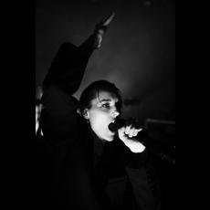 Bradford Beat (@bradford_beat) on Twitter photo It's a cracker of a show tonight, featuring our interview with
<a href="/jehnbeth/">JEHNNY BETH</a> plus new music from the likes of <a href="/fontainesdublin/">Fontaines D.C.</a> <a href="/mysteryjets/">Mystery Jets</a> <a href="/marklanegan/">mark lanegan</a> and Jonas Lapinas from <a href="/TerraFinMusic/">Terra Fin</a>
8pm on <a href="/bcbradio/">BCB 106.6fm</a> 106.6 FM It's a cracker of a show tonight, featuring our interview with
<a href="/jehnbeth/">JEHNNY BETH</a> plus new music from the likes of <a href="/fontainesdublin/">Fontaines D.C.</a> <a href="/mysteryjets/">Mystery Jets</a> <a href="/marklanegan/">mark lanegan</a> and Jonas Lapinas from <a href="/TerraFinMusic/">Terra Fin</a>
8pm on <a href="/bcbradio/">BCB 106.6fm</a> 106.6 FM