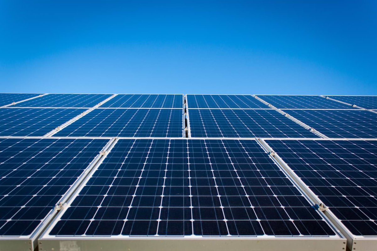 Productiv's tweet photo. What does the next decade of #cleantech innovation look like? This article from @cleantechnica tells us more: https://t.co/bqjld8EUUL https://t.co/tDhRIXufmm