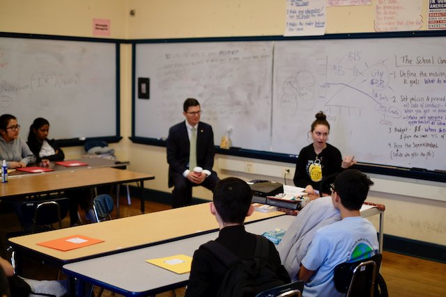 BostonSchools's tweet image. We said farewell to @BSACbuzz graduating seniors during last week's School Committee meeting, including Student Rep. Evelyn Reyes and Supt. Search Committee Student Rep. Elvis Rodriguez.

Both were recognized for their work with $1,000 scholarships, courtesy of the Committee! 🎓