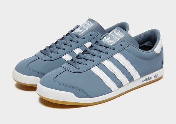 adifamily3's tweet photo. got to get these ones do you know what these are called @adiFamily_ @RetroSolesUK https://t.co/rOb367WSZd