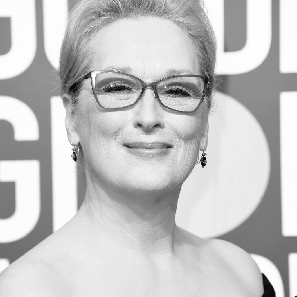 a thread of meryl streep smiling, but as you scroll down her smile is getting bigger (b&w version)