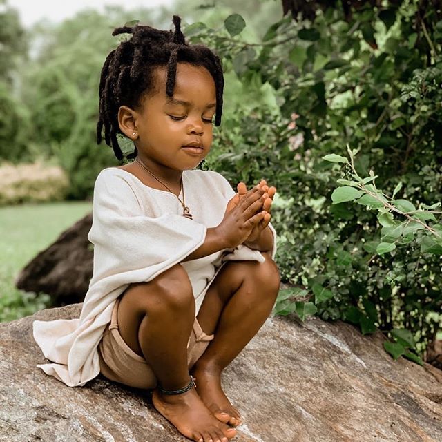 akwababyco
Photo by @pslovejoli - repost from her beautiful account
"Raising a generation full of healers, emotionally present, balanced beings. 
#beautiful #meditation #raisingmytribe #simplicity #positivevibes #tribe #freedom #freespirit #celebratecolour #sustainablefashion