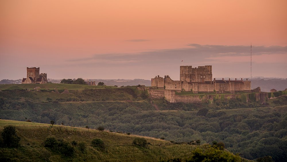 EnglishHeritage's tweet image. 🔜 It's almost time...

Tomorrow, we'll reopen many of England's most-loved historic places! 🙌
