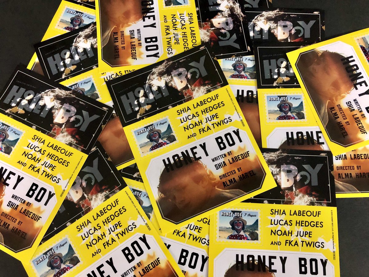 映画 ハニーボーイ 公式 絶賛公開中 ステッカー完成 皆さんからの投票で決めた ハニーボーイ オリジナルステッカーが完成しました スマホの背中にぴったりなサイズ この後 プレゼント企画します ノア ジュプ シャイア