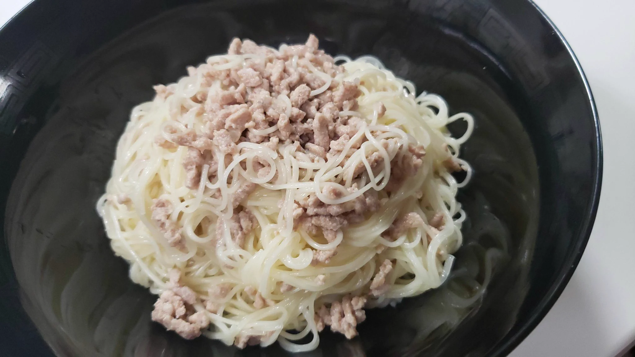 まるでお店の味？！素麺と豚ひき肉、豆乳を組み合わせた絶品料理の作り方！