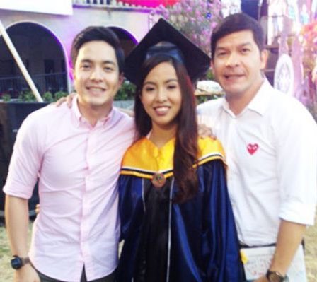 ALDUBARKADS's tweet photo. Maligayang kaarawan po Daddy Bae. ..@R_FAULKERSoN 
Nawa ay marami pang kaarawan ang iyong ipagdiwang. God bless po.🎉🎊🎁🎈 https://t.co/7pnkSFZcum