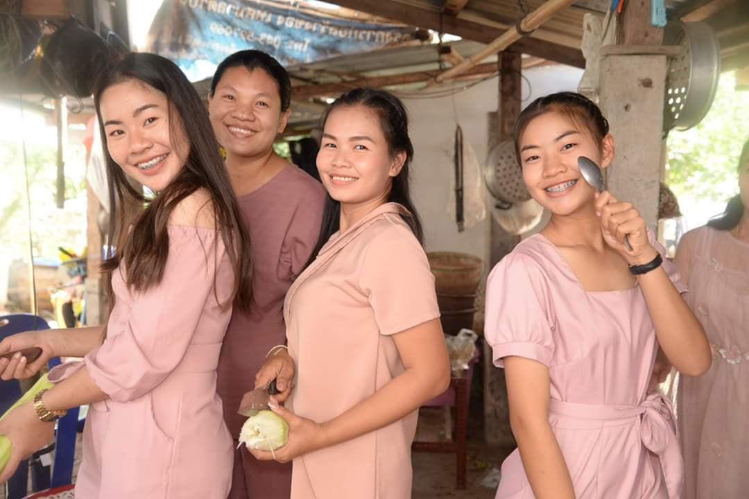 khim_mim's tweet photo. 4พี่น้องใครน่าเ���็ดที่สุดค่ะ แล้วอยากเย็ดแบบใหน? 🥰
คอมเม้นมาบอก���ิมหน่อย เดี๋ยวจะเอาไปให้พวกพี่ๆอ่านด้วย 
#วิจารณ์สาวน่าเย็ด #วิจารณ์สาวๆน่าเย็ด #วิจารณ์เสียว #วิจารณ์หยาบๆ #วิจารณ์ดารา #วิจารณ์เสียวๆ #วิจารณ์สาวใหญ่น่าเย็ด https://t.co/XRQMJFhSgW
