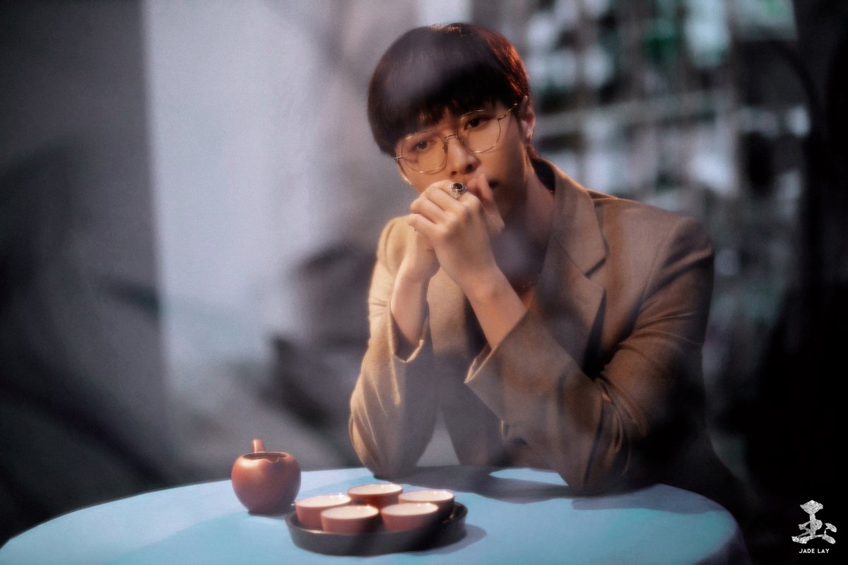 DOwithlovexoxo's tweet photo. Past life Present life
#LAYISCOMING #LIT_LayZhang @layzhang @weareoneEXO https://t.co/VNWIHIfb7D
