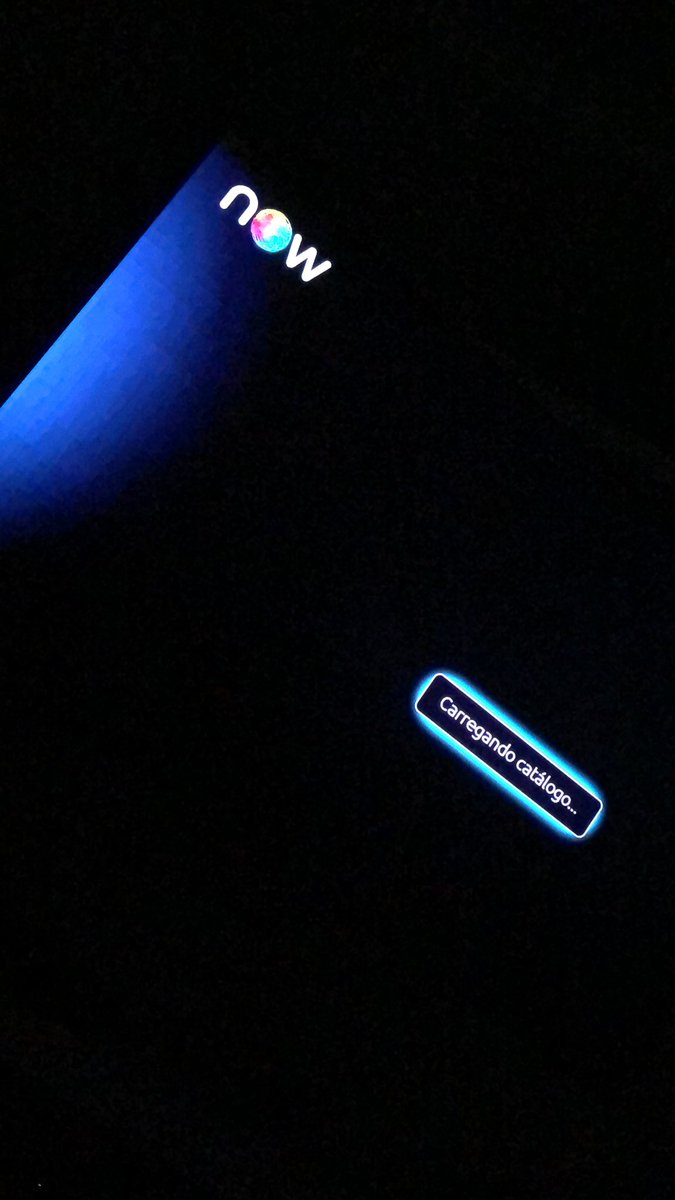 vitinhodzi's tweet photo. @ClaroBrasil nunca uso essa merda e pago só pq meus pais não sabem viver sem um “tv normal” e quando eu quero assistir uma série que infelizmente só vcs transmitem é isso que eu vejo infinito... https://t.co/obJ4UKcsLf