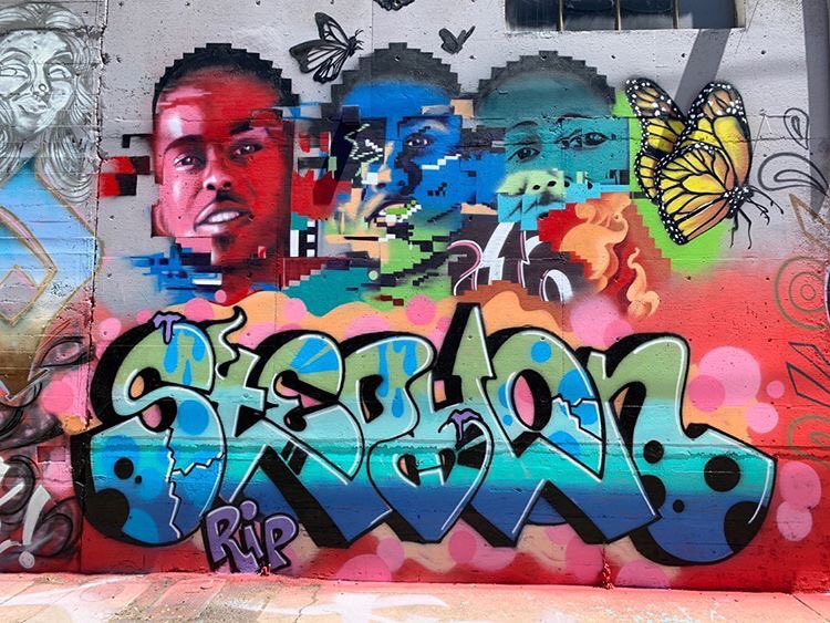 LyonnaLyu's tweet photo. New new art in Sacramento!
Off 24th and R. #JUSTICEFORSTEPHON #RIPSTEPHONCLARK https://t.co/z4j9Me8eqI