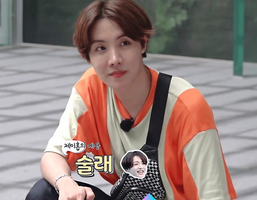 icedhoseok's tweet photo. he’s one pretty boy https://t.co/UpXIdQ7Duu