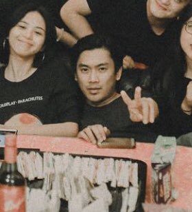 keifer is ceo of peace signs now and you cant convince me otherwisw