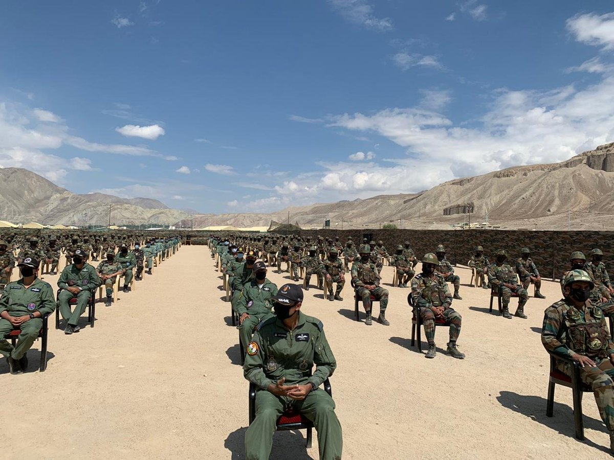 BJP4India's tweet photo. PM @narendramodi visited one of the forward locations in Nimu in Ladakh early morning today. 

Located at 11K feet, this is among the tough terrains, surrounded by the Zanskar range and on the banks of the Indus.

He interacted with personnel of the Army, Air Force and ITBP. https://t.co/hxoREuBvY0