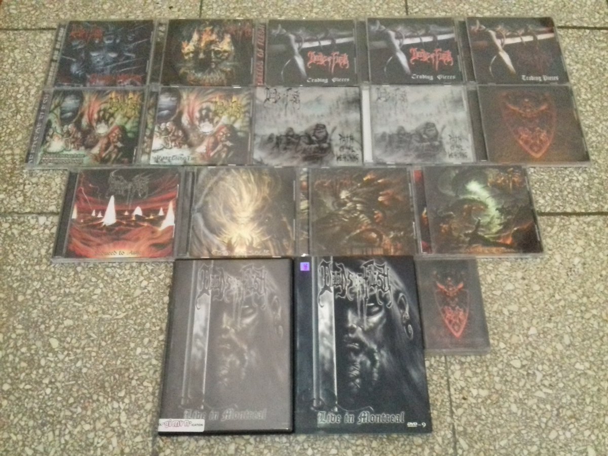 cepit_dargombes's tweet photo. All my #deedsofflesh collection so far. Still missing some versions
#brutaldeathmetal https://t.co/KzMRloLQ3Y