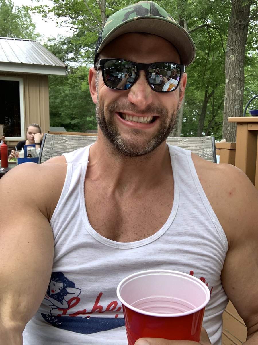 BrownzPowerRNGR's tweet photo. HAPPY #JOETHOMASDAY EVERYONE!!
@joethomas73 @Hawk #JoeHawkYourself
@GLBC_Cleveland the world needs more #Kolsch73!! https://t.co/2aVyfnBjP6