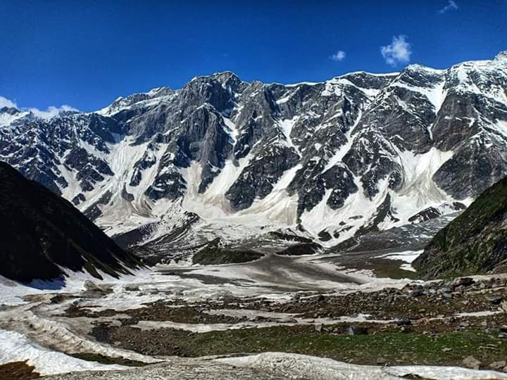kkthakur99's tweet photo. The trek  from Dhudhi to Beas Kund 
#beautifulhimalyas
#mountains
#friends
#beaskund
#Dhundi
#solangvalley
#manali
#himachal https://t.co/BNOYshoouM