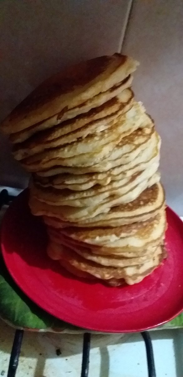 kooknail's tweet photo. @ksggukk @BTS_twt Solo tengo hot cakes https://t.co/gIvPygIqsg