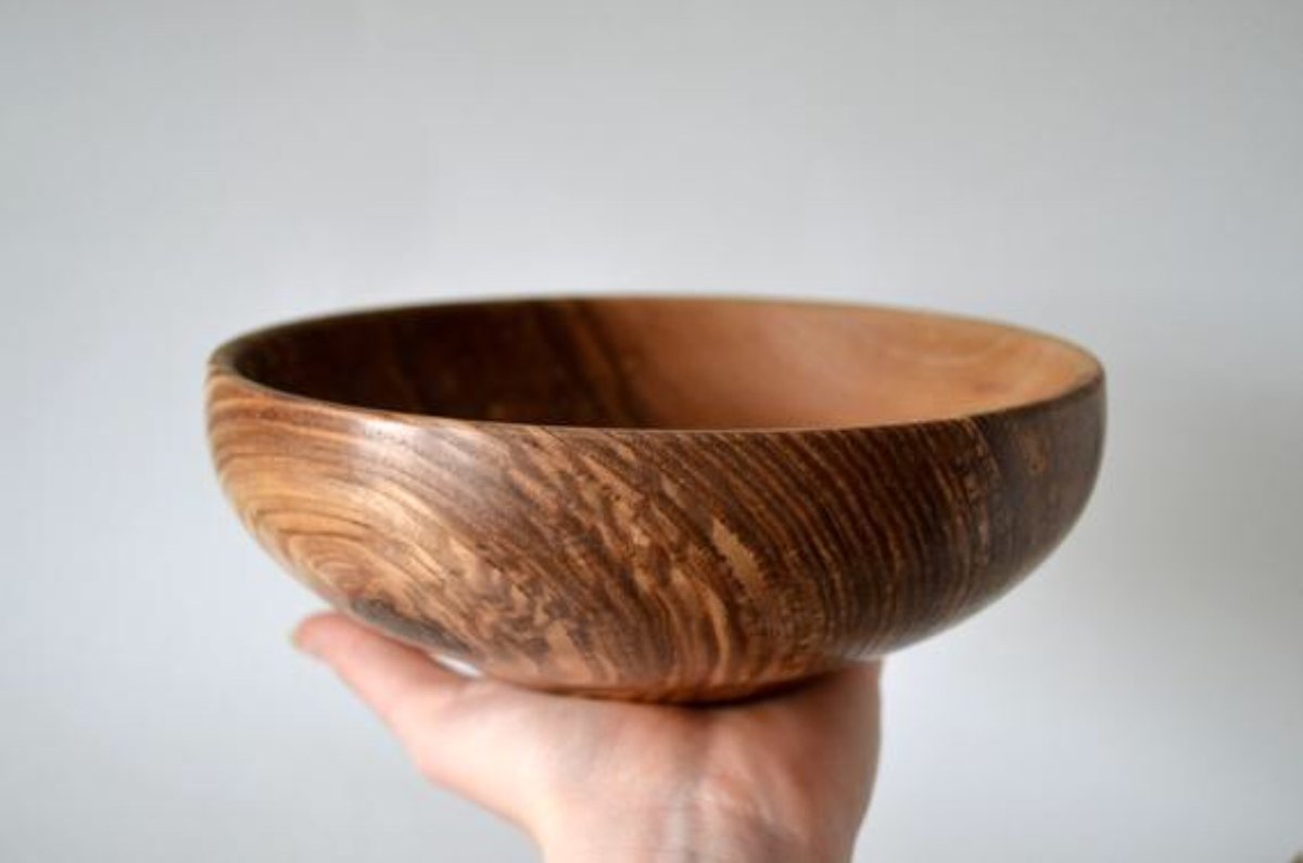 ThingsByAnabell's tweet photo. NEW.
Very excited to share some new delights with you for when little shop reopens.
This one is a particular faveourite - Elm.
Not long now. Who’s ready?
#etsylds #handmade #woodturning #rustic #thingsbyanabelle #etsyuk #shoplocal #bowl #elm #imaykeepthisone https://t.co/5CeWd7GEHW