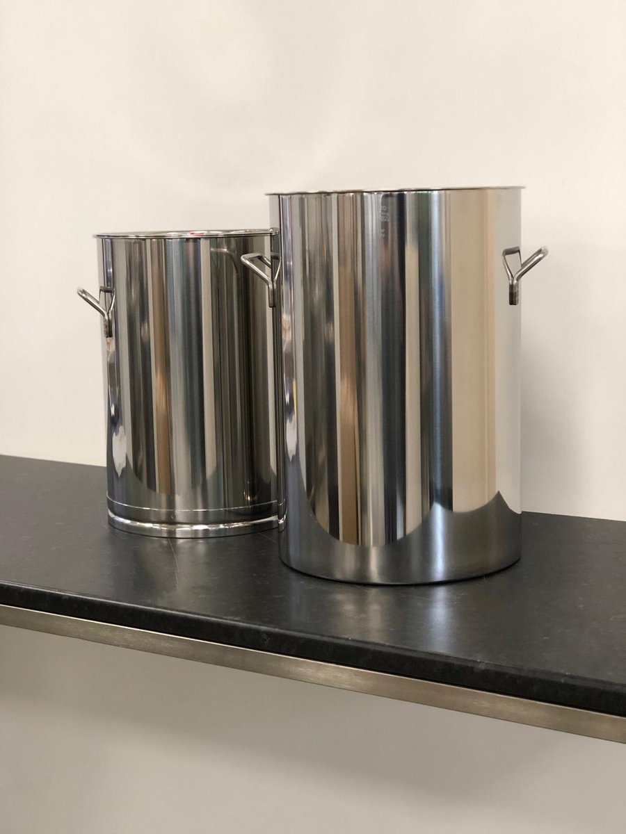PharmaHygiene's tweet photo. What’s your preference; with or without a skirtband? Just one of the ways we can personalise vessels for your production! Our talented #modificationstation team can add or remove handles, add toggle clamps & seals to make vessels airtight, add custom etching, graduations and more https://t.co/Dw504zBOyb