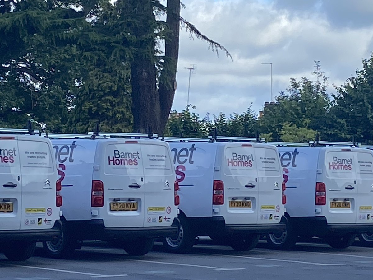 First morning of <a href="/BarnetHomes/">Barnet Homes</a> <a href="/thebarnetgroup/">The Barnet Group</a> new in house repairs service. A very big welcome to our new staff. #barnet